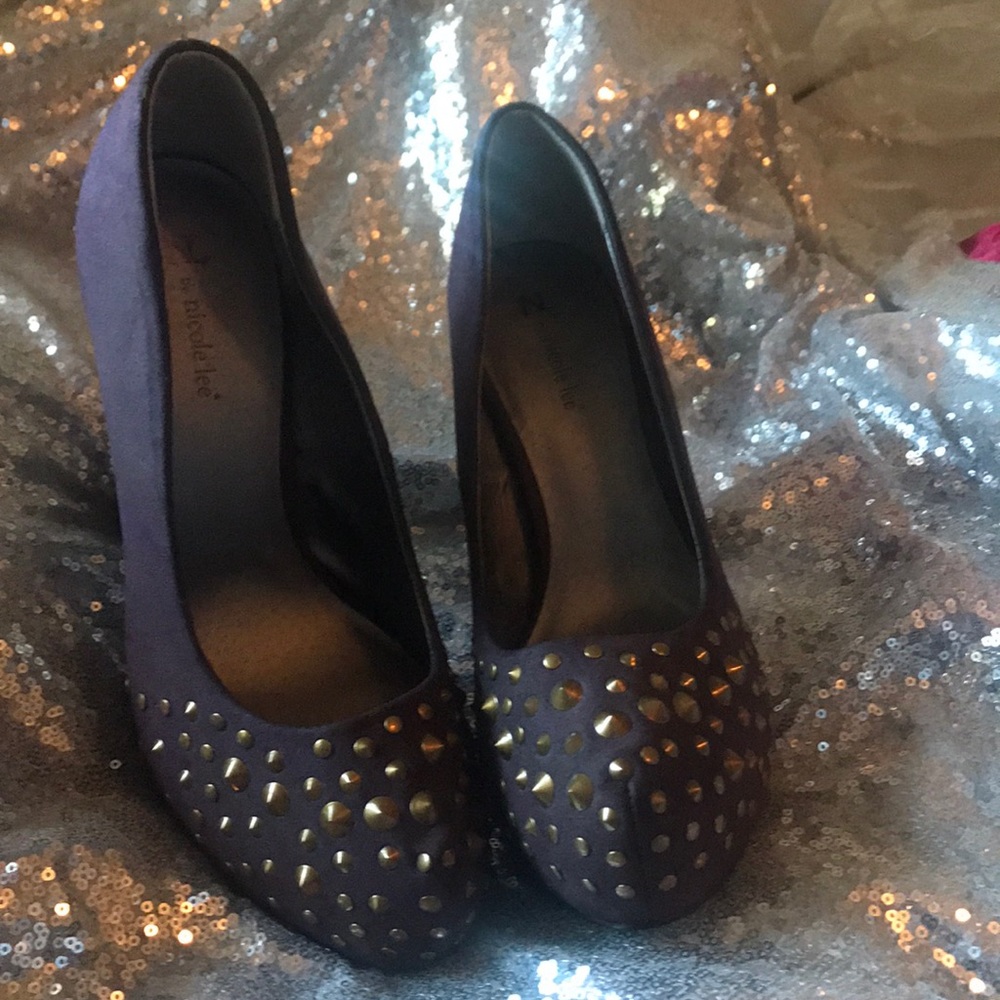 Nicole Lee, Plum -studded pumps